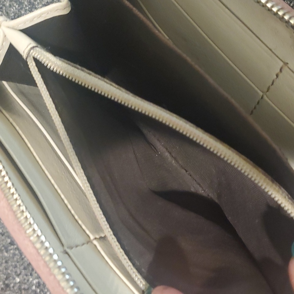 Gucci Guccisma Monogram Zippy Long Wallet - Picture 11 of 13
